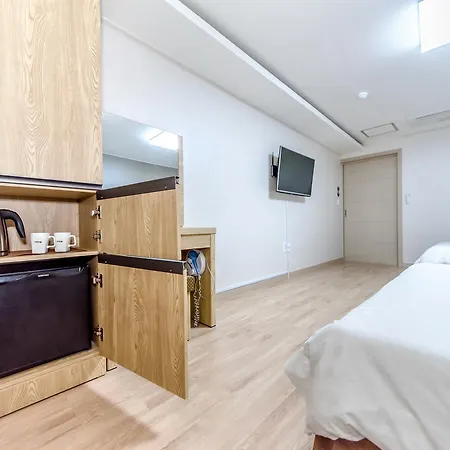 Jungmoon City Hotel & J-Hill Hotel Seogwipo Exterior photo