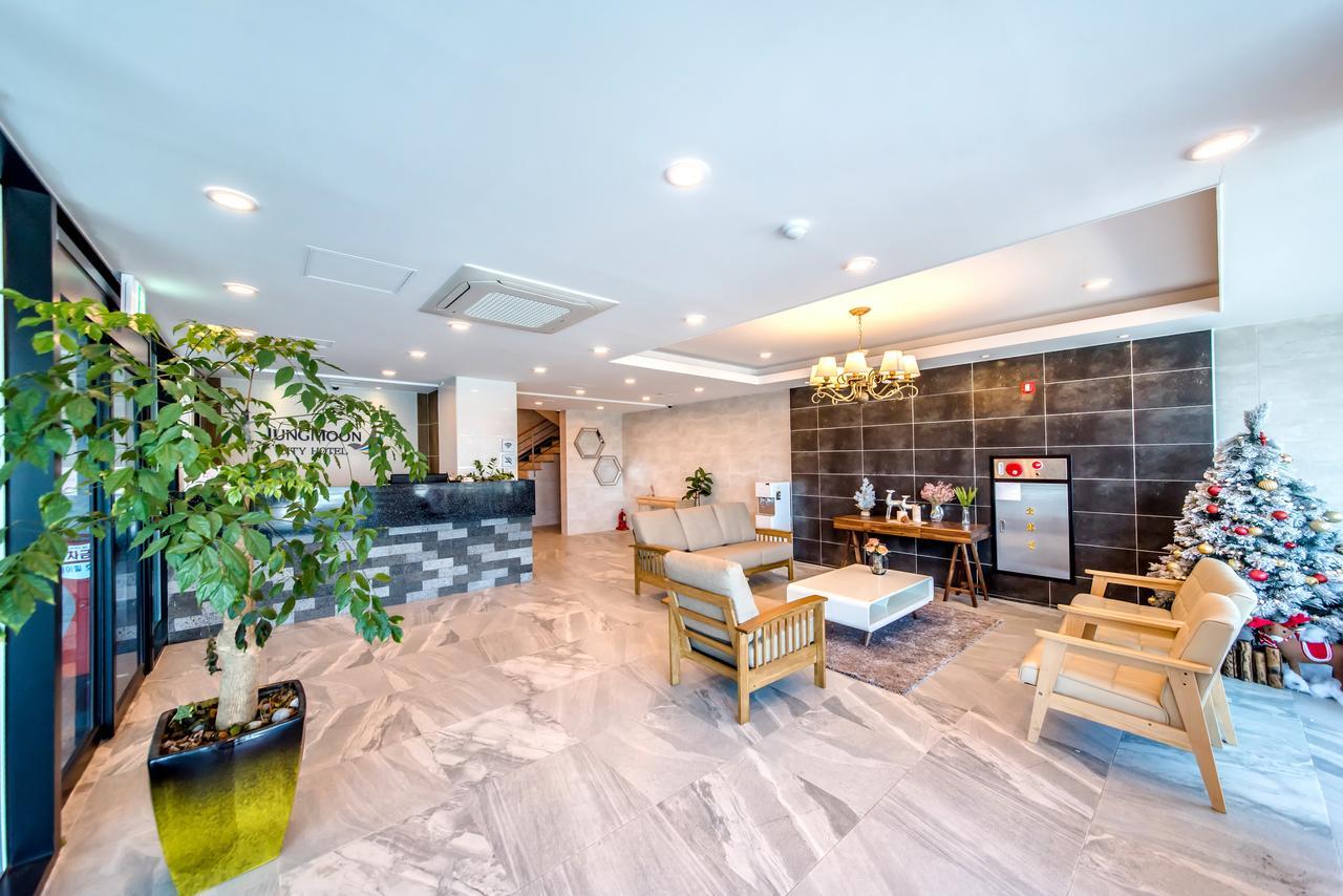 Jungmoon & J-hill Hotel 3*